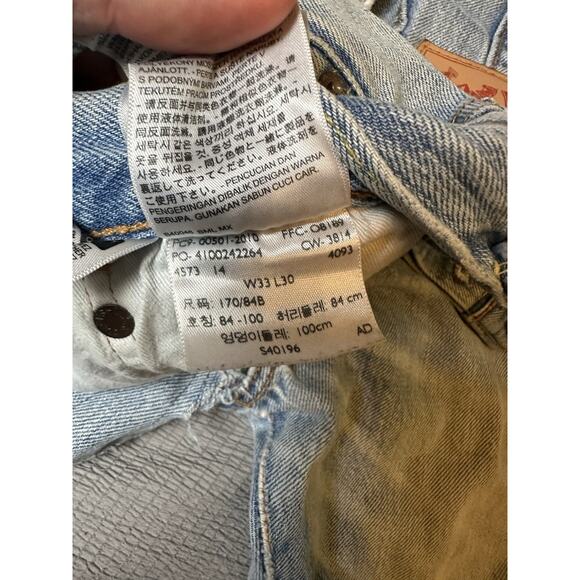 Levi’s 501 Button Fly Jeans Men 33x30 Light Wash Distressed Faded Repair - Picture 5 of 8